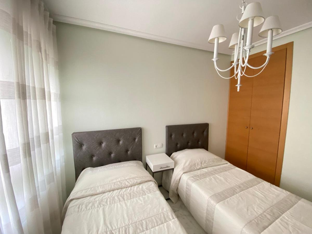 Elegant 2-Bedroom Apartment In Benidorm With Private Pool And Scenic Garden Views Cala de Finestrat Dış mekan fotoğraf